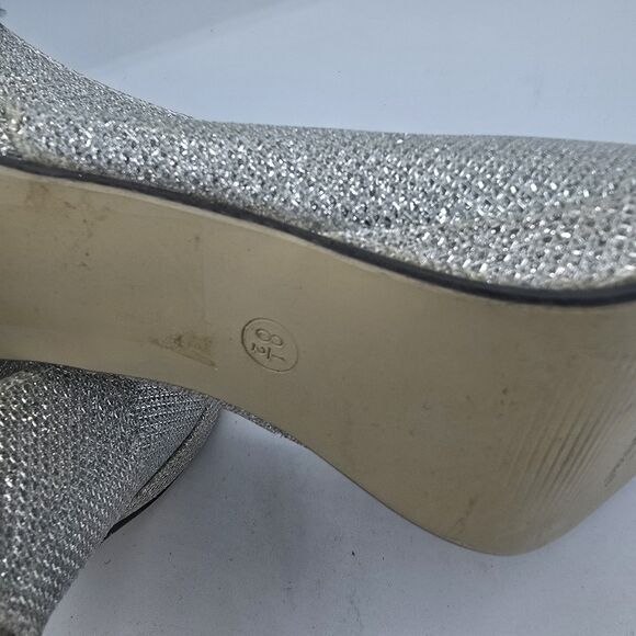 Pierre Dumas Womens Silver/Glitter Ankle Strap Dress High Heels- 8 1/2  preowned - Picture 9 of 9